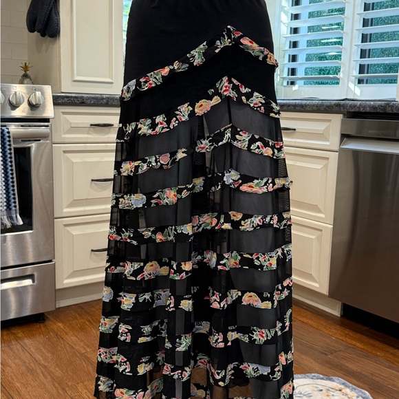 Free People Sheer Black Floral Ruffled Asymmetrical Skirt Small - Picture 3 of 11